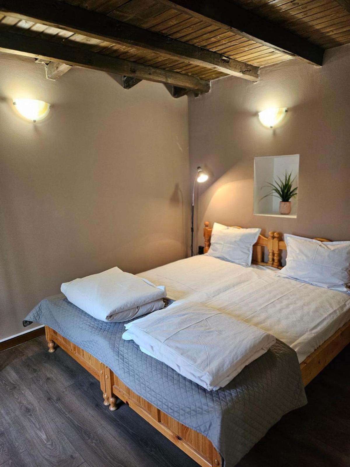 Orehite-Family Hotel ,Food & Pool Bozhichen Esterno foto