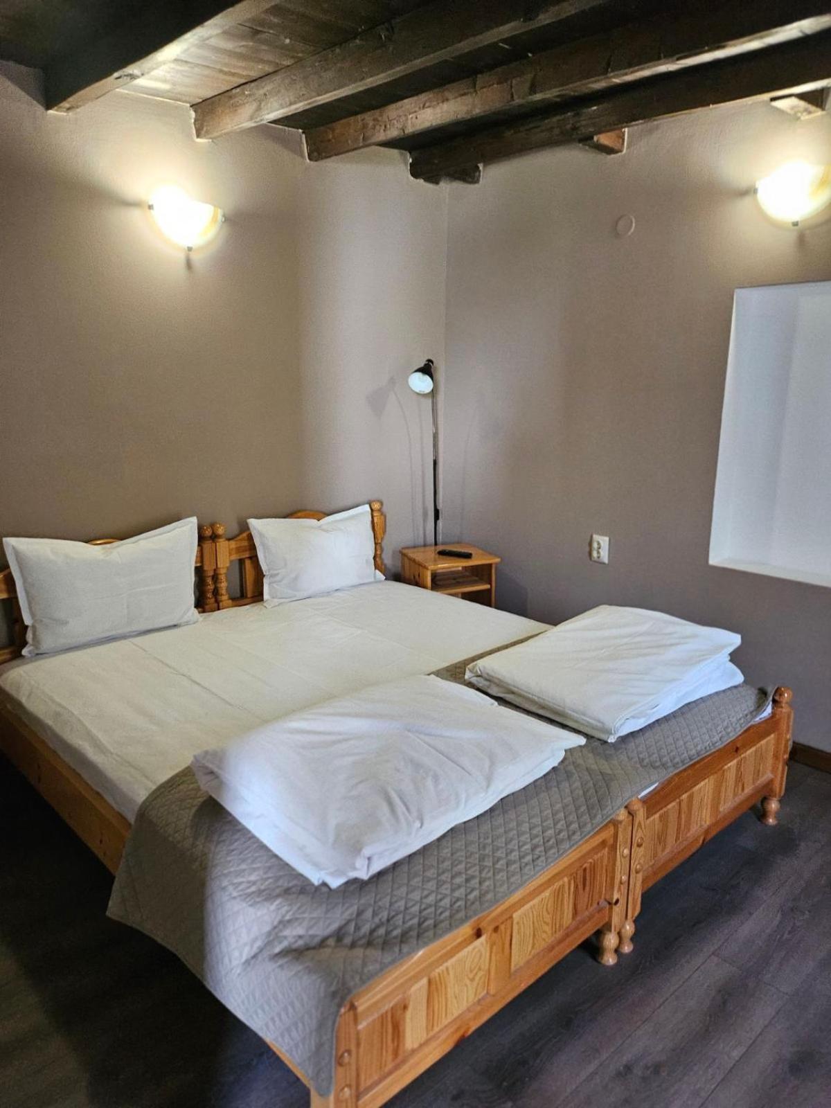 Orehite-Family Hotel ,Food & Pool Bozhichen Esterno foto